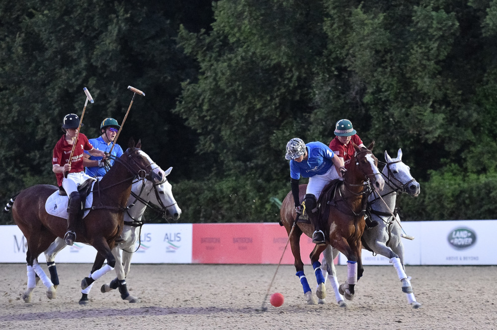 images/2022/5_POLO_Piazza_di_Siena_foto_Simone_Ferraro_SFE_1543.jpg