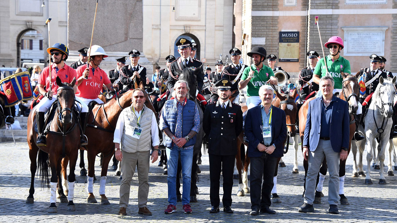 Italia Polo Challenge, il primo sold out è per le vie del Centro. E adesso il polo lo riconoscono tutti
