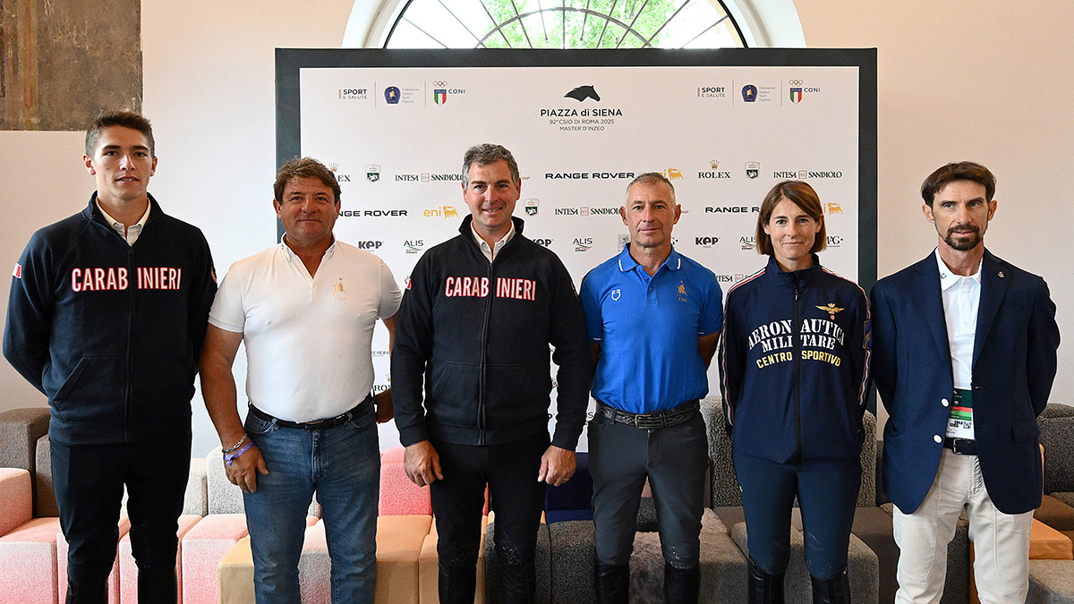 Il Team Italia con il Ct Marco Porro e il capo equipe Marco Bergomi – ph. F.Mezzelani/Sport e Salute 