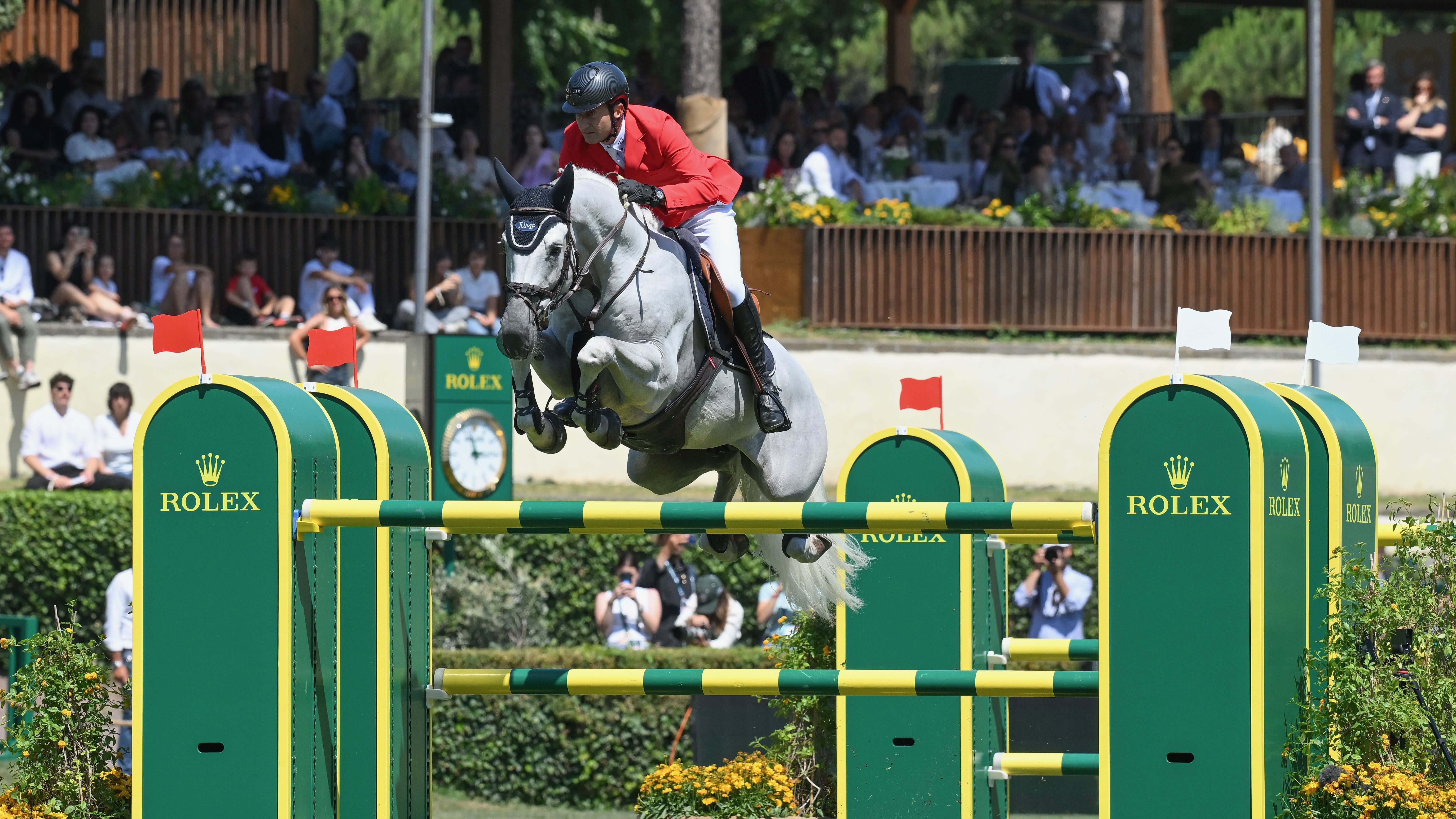 Rolex Gran Premio Roma in azzurro con Bucci