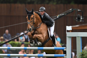 220528 189 Loro Piana Pieter Clemens BEL - Malibu de Wiqui foto Simone Ferraro - Sport e Salute SFZ_0698 copia