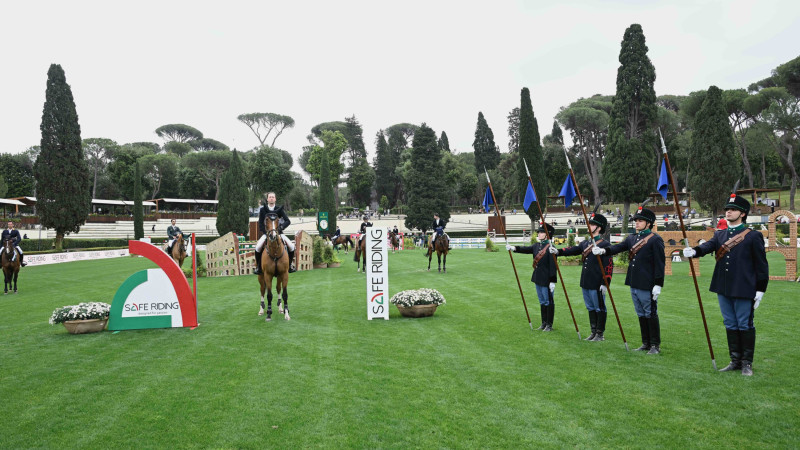 Premio n. 1 - presented by Safe Riding