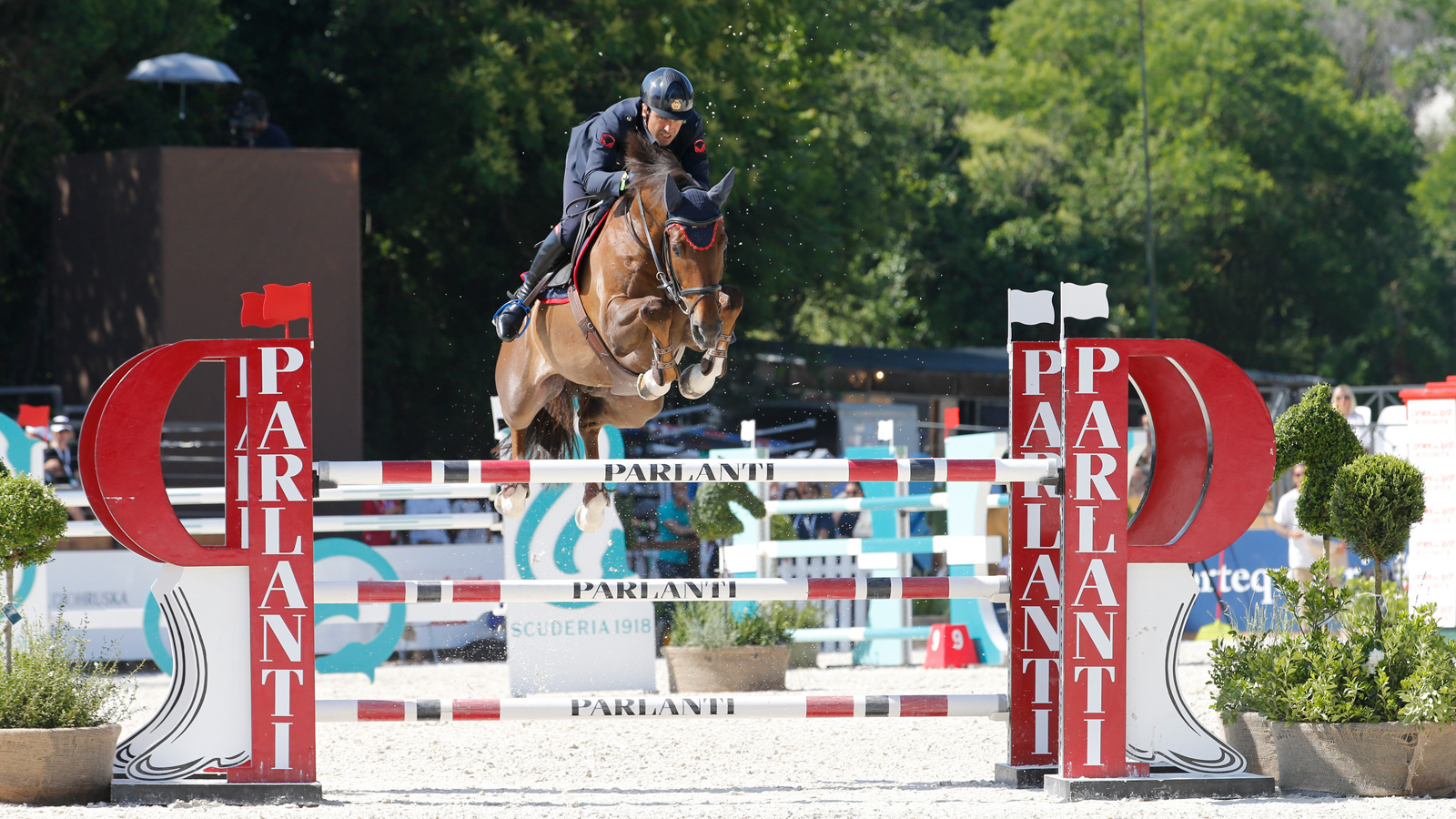 images/news_piazza_siena/2018/Premio-4---1-Emilio-Bicocchi-on-Easy-Time-de-Villa-dArto_PhCsioRoma-MGrassia2.jpg